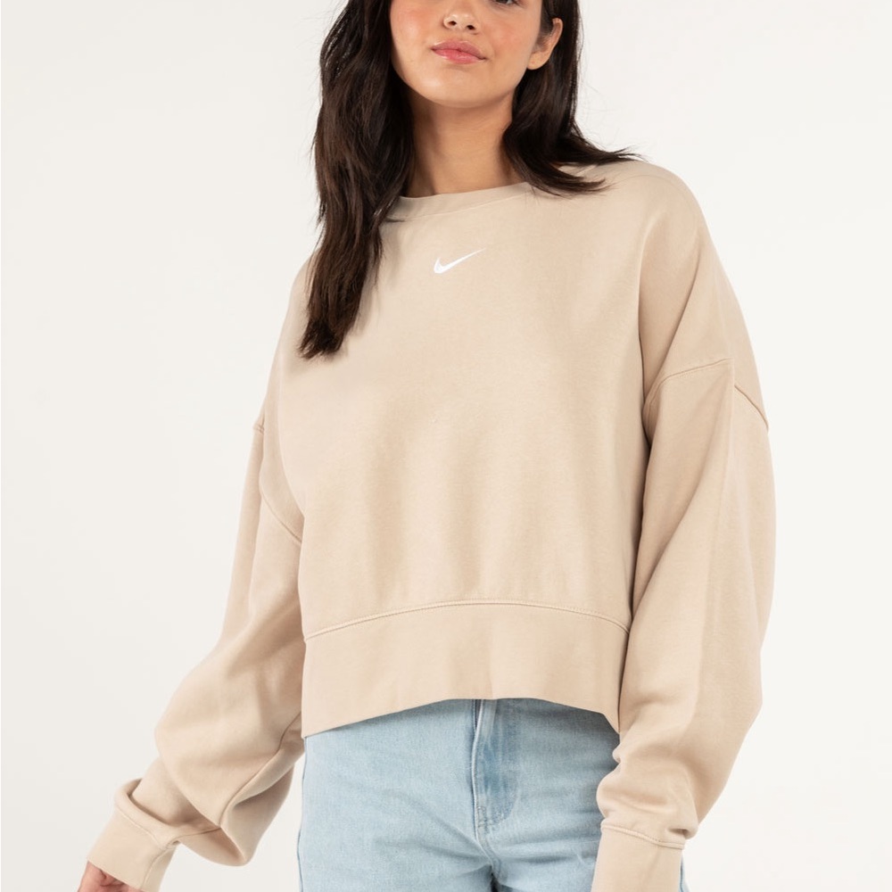 🤍🤍~NIKE~Oversized Fleece Crew Sweatshirt~🤍🤍